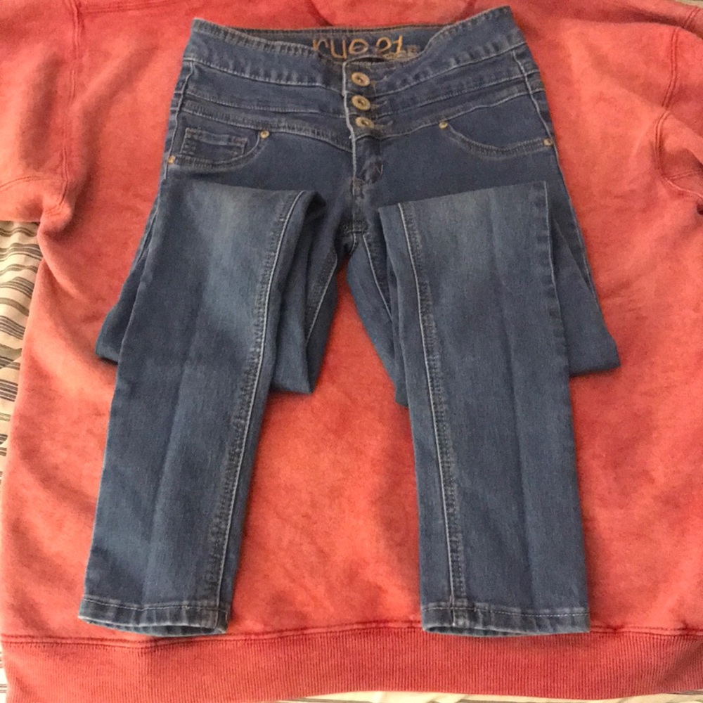 High waisted skinny jeans